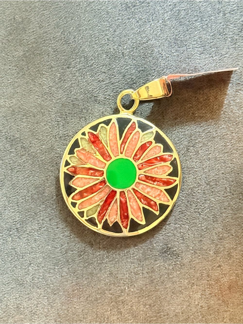 Beautiful Karis Gold-tone Pink & Red Enamel Flower Medallion Pendant NWT